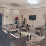 شقة بفيلا بالتجمع الاول القاهرة الجديدة